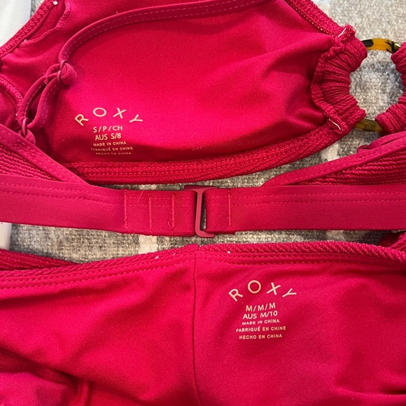 Roxy bikini - Picture 3 of 3